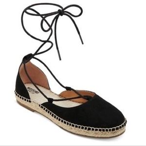 $4/20 Lace Up Wicker Espadrilles 🌺